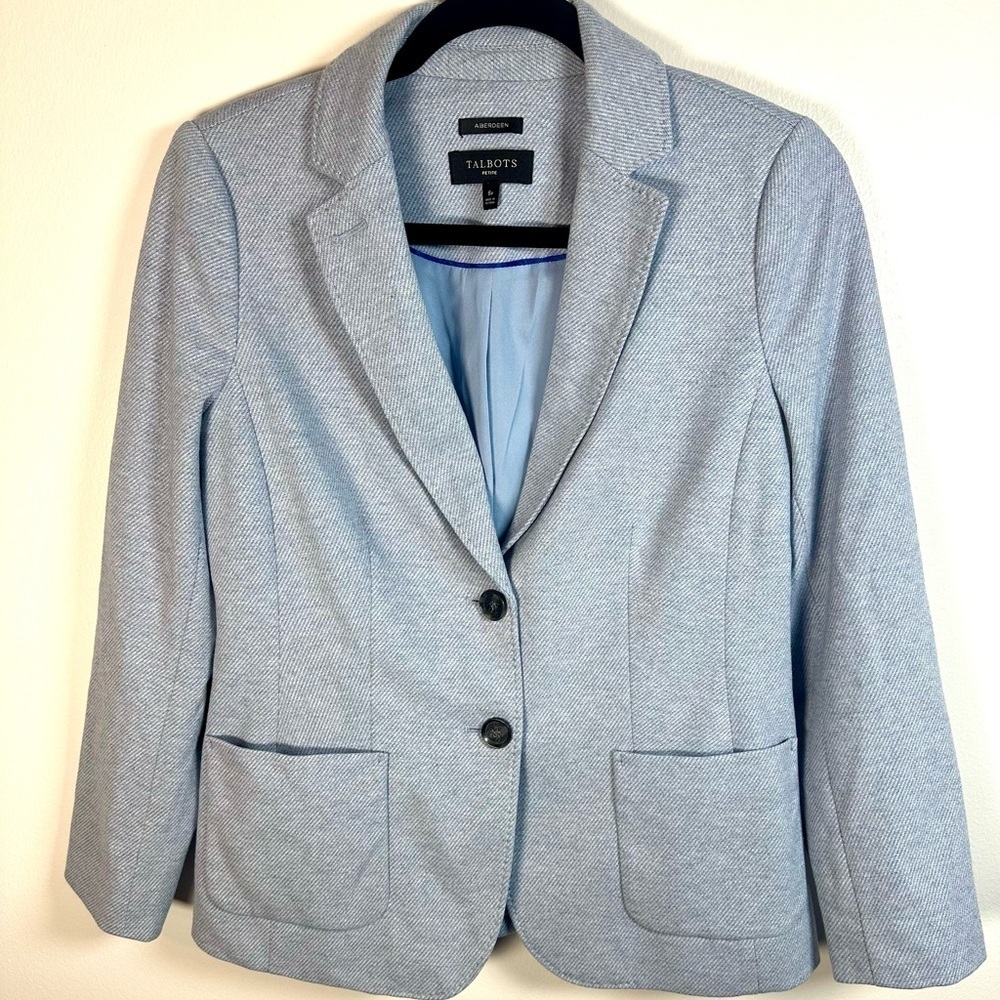 Talbots Blue Blazer with Notched Lapels and Tailored Silhouette size 6 petite